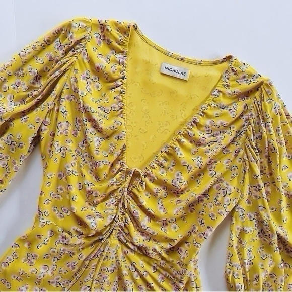 NEW Nicholas Danielle Yellow Floral Print Lace Up Mini Dress Size 4 - Picture 7 of 8